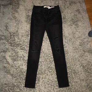 Hollister Junior/Women’s Jeans
